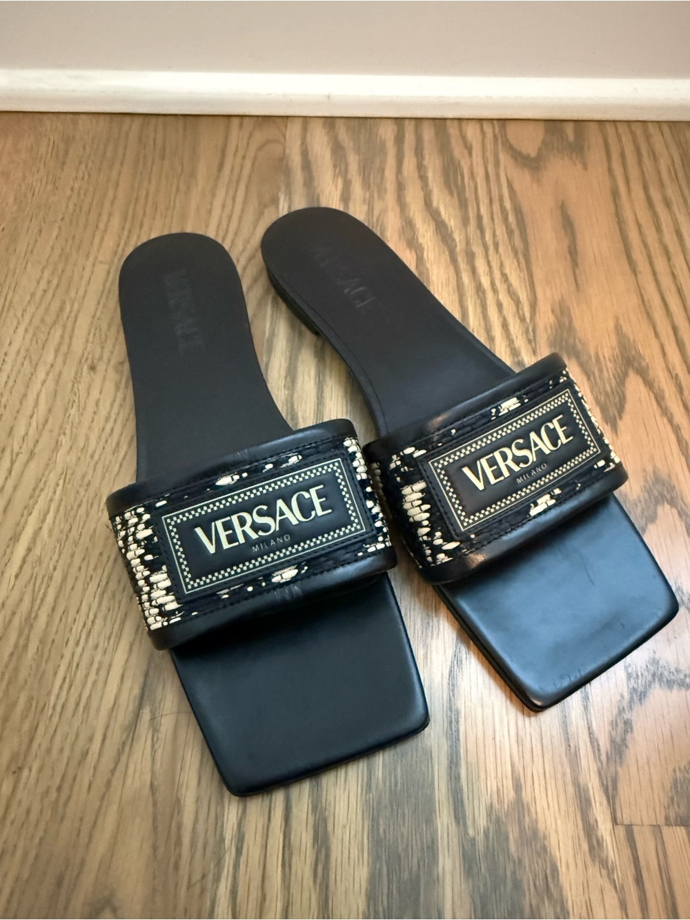 Versace flat sandals